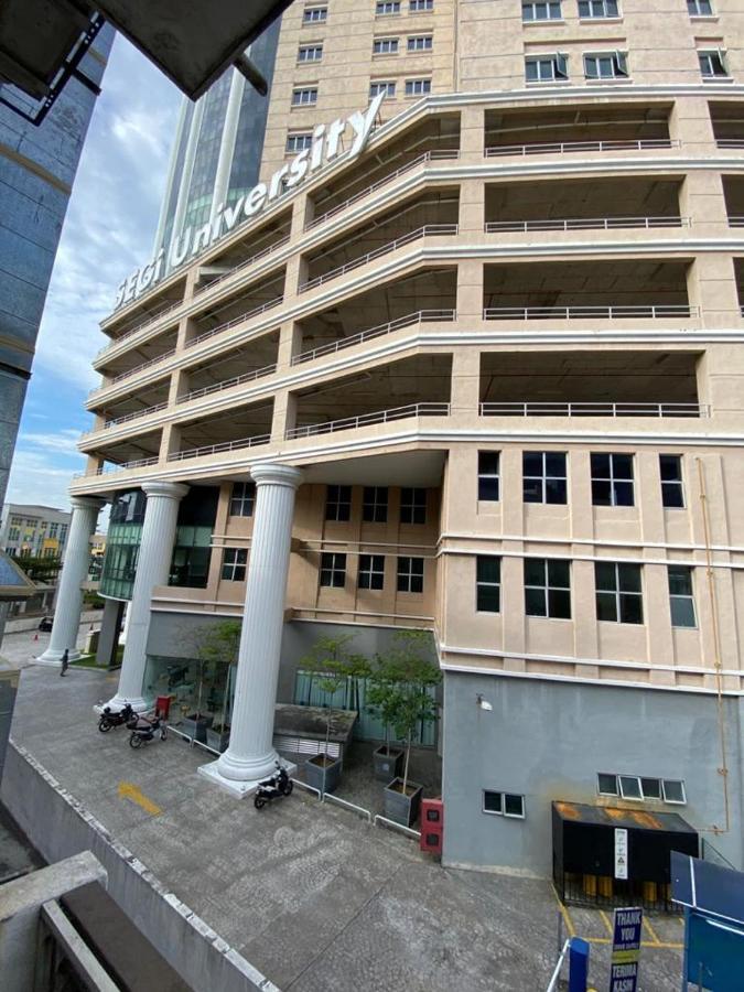 哥打白沙罗赞堡酒店-德再也 科塔达曼萨拉 外观 照片